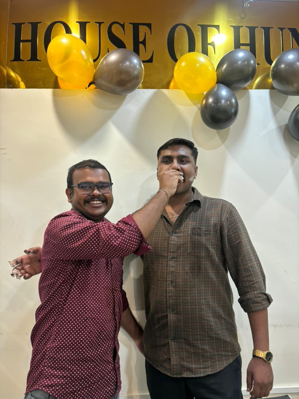 Students thanking their mentors during Teacher's Day at TradeAura Institute